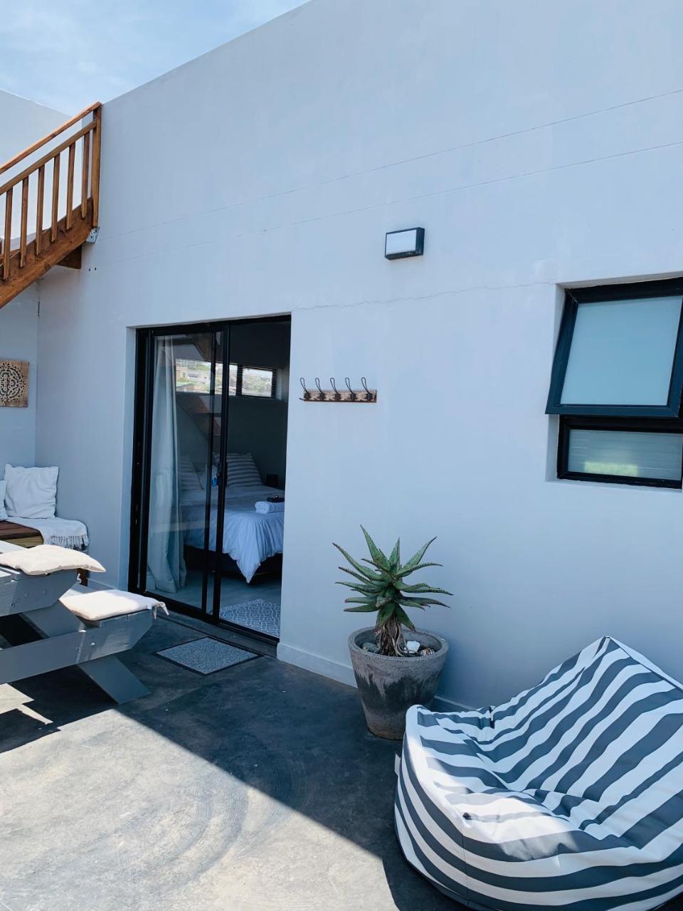 Lower Point Surf Studio Jeffreys Bay Ngoại thất bức ảnh